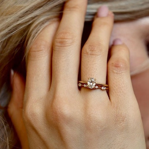 Oval Engagement Ring in 14k Solid Gold, Promise Ring, Wedding Ring, Engagement Ring