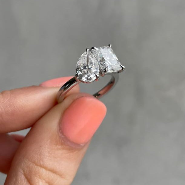 Pear And Radiant Diamond Toi Et Moi Ring
