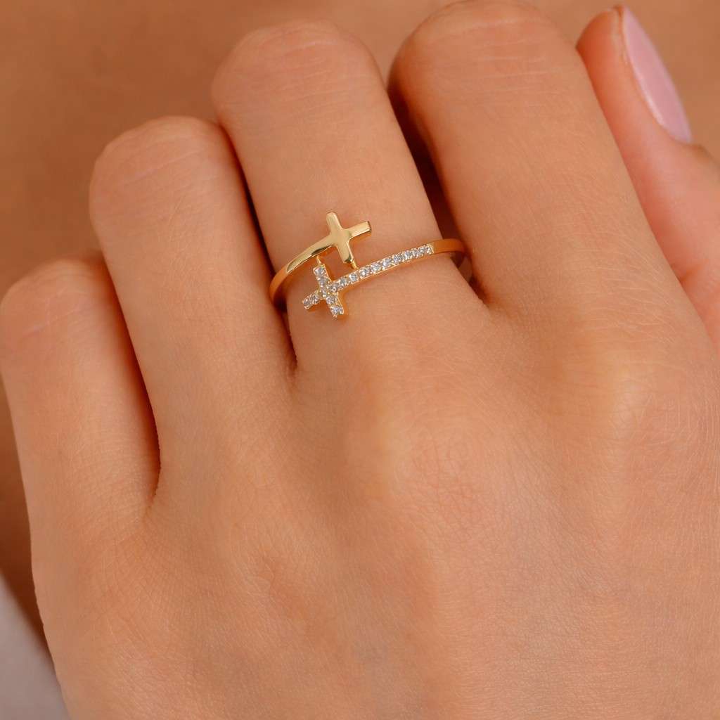 Pinky Ring Women, 1 Carat East-West Pear Moissanite Engagement Ring, Pinky Promise Ring East-West Pear Wave Band Ring, Moissanite Pinky Ring
