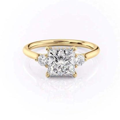 Princess cut diamond
Three Stone Ring, Princess Cut Moissanite Engagement Ring