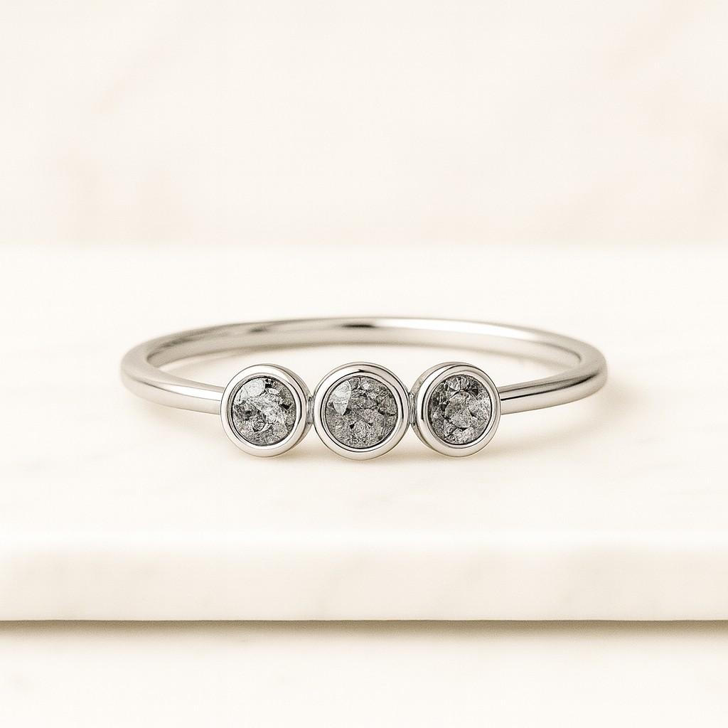 18K Rose Gold 1.38 CT Round Rose Cut Salt And Papper Diamond Ring and Sparkling Diamond Band