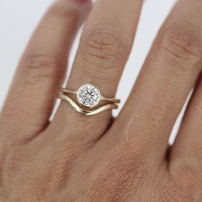 Round Bezel Solitaire Ring
