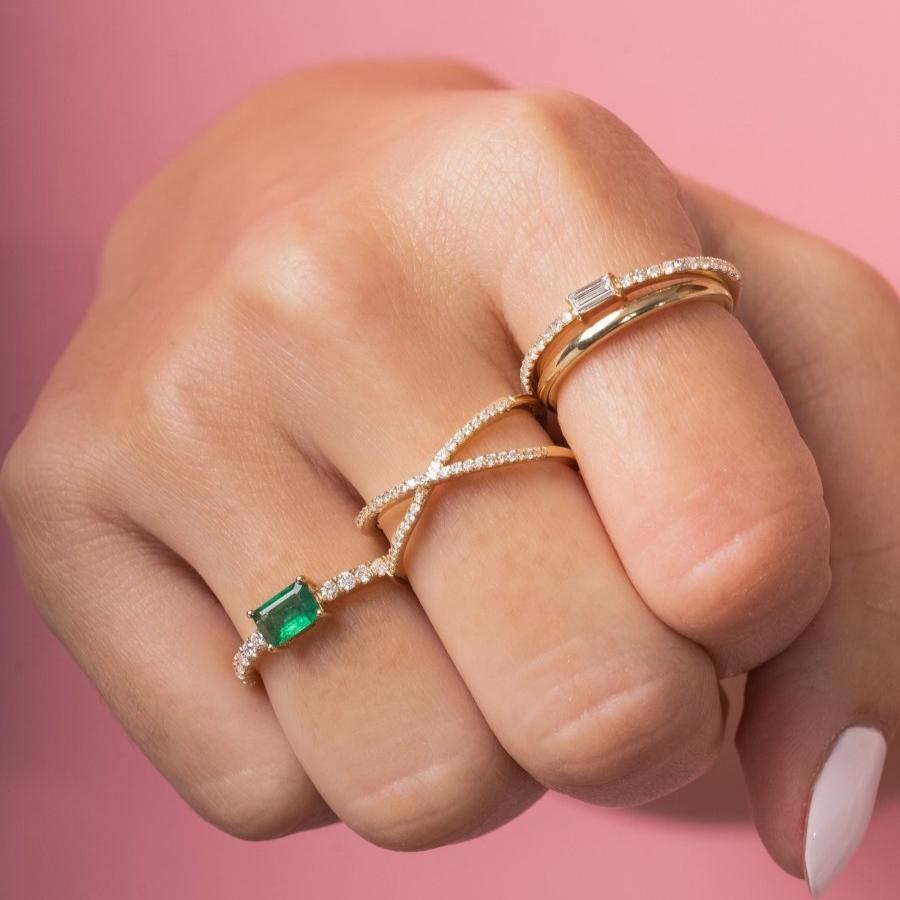 Round Cut Criss Cross Ring For Women