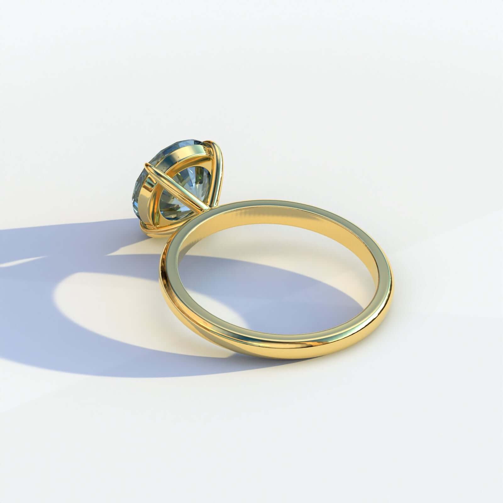 Round Cut Diamond Engagement Ring