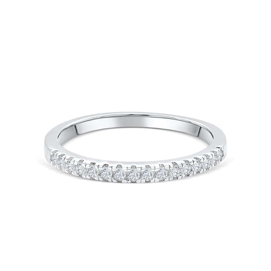 Round Cut Diamond Minimalist Wedding Band