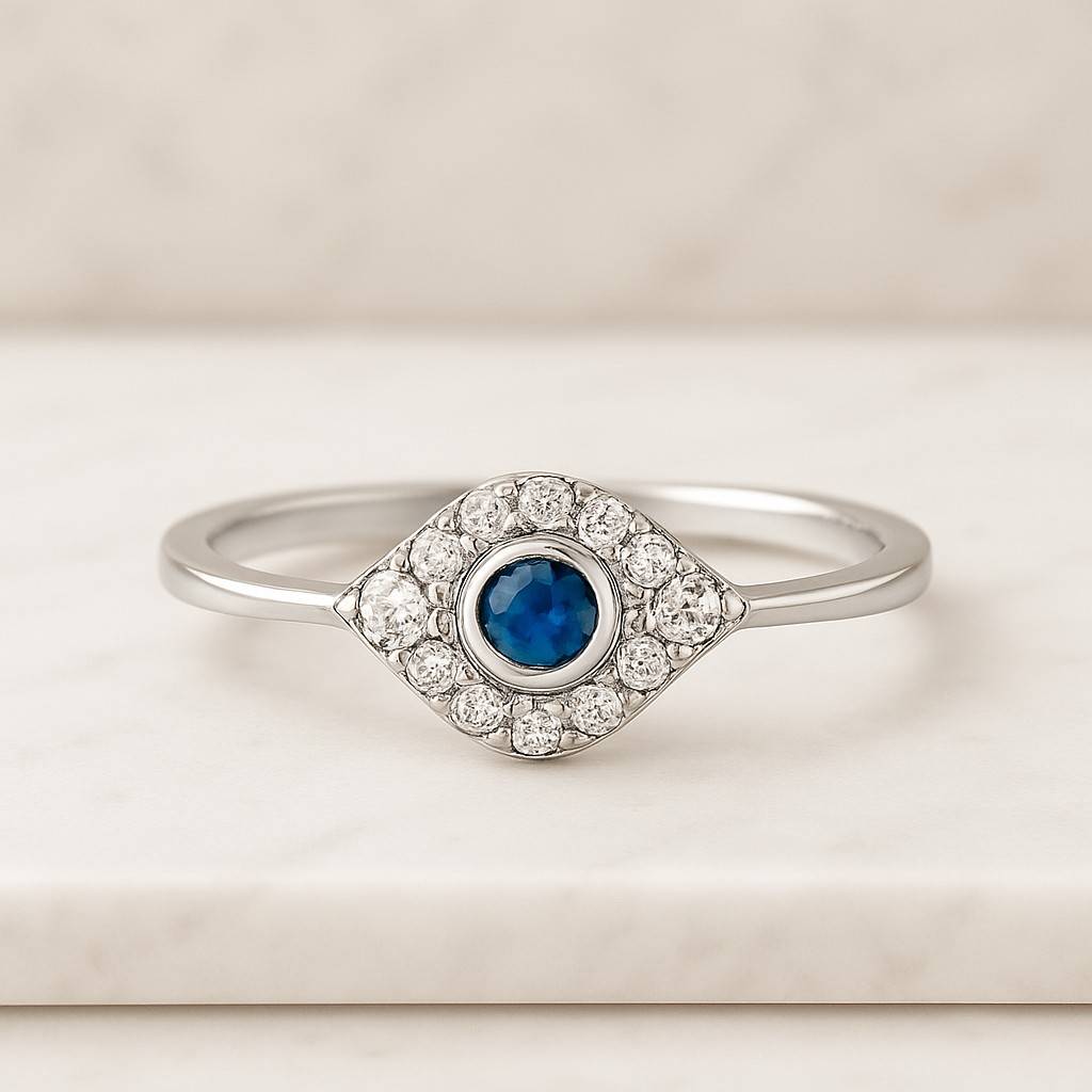 Round Cut Eco Friendly Diamond Halo Ring Prong Set CVD Diamond Dainty Ring