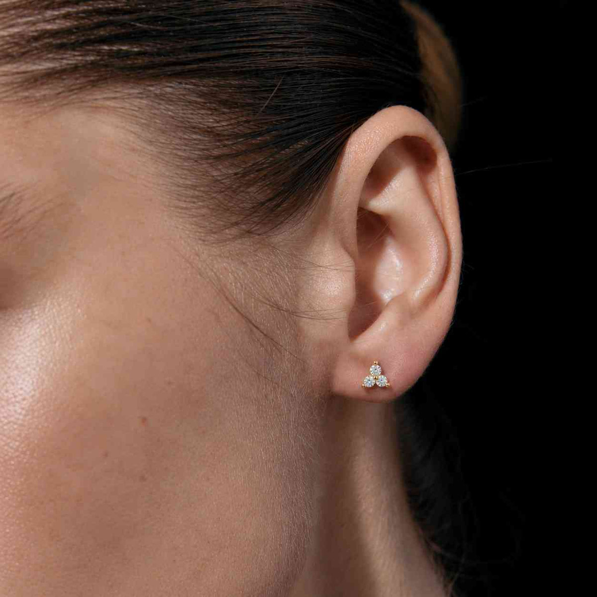 round cut lab grown diamond cluster stud earrings, conflict free diamond halo studs for women, 14k solid gold minimalist diamond earrings
