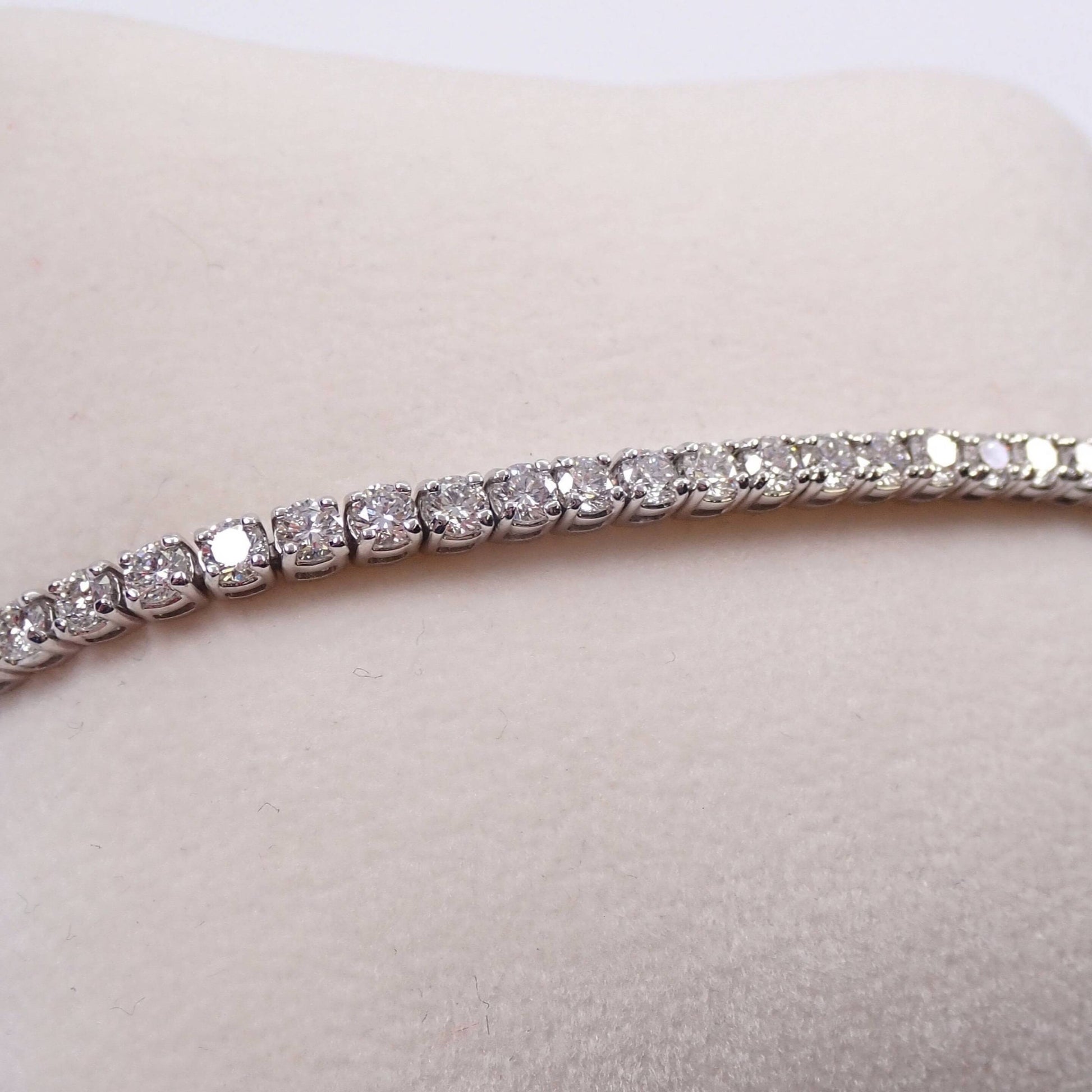 Round Cut Moissanite Tennis Bracelet All Sizes