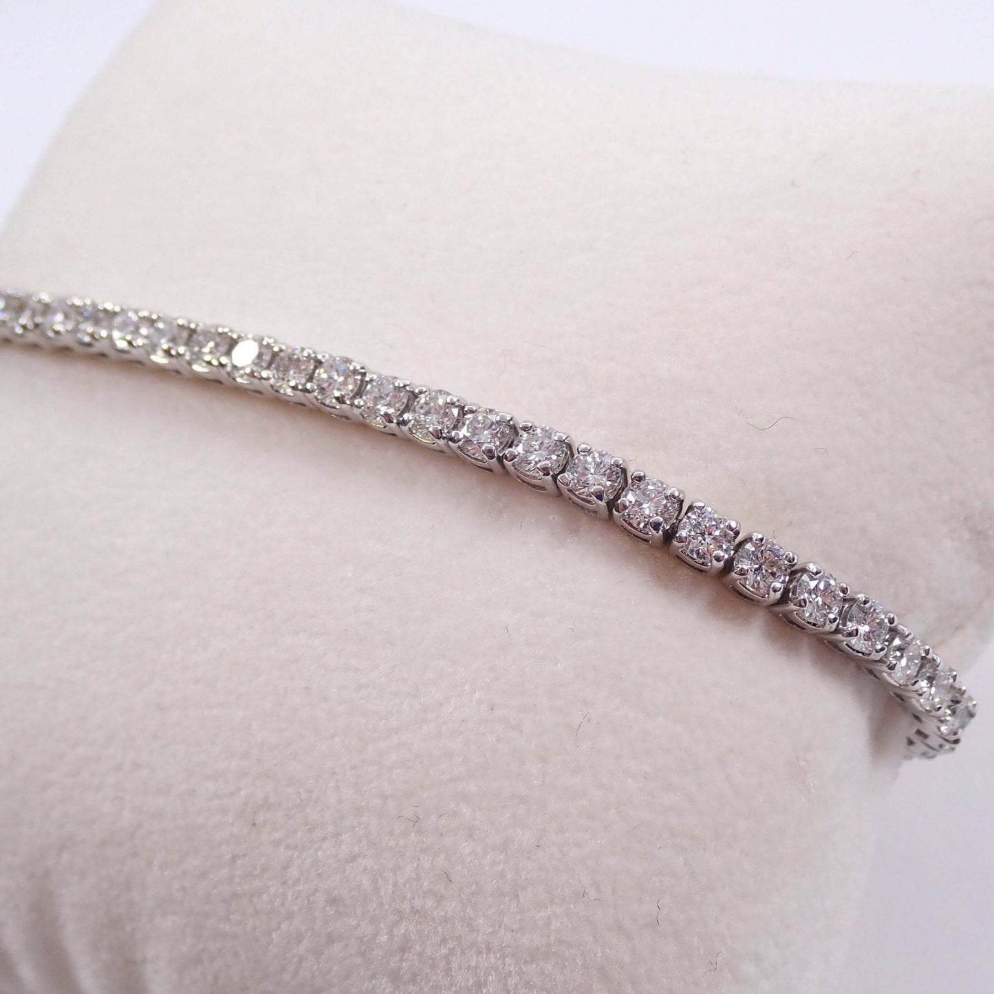 Round Cut Moissanite Tennis Bracelet All Sizes For Mom