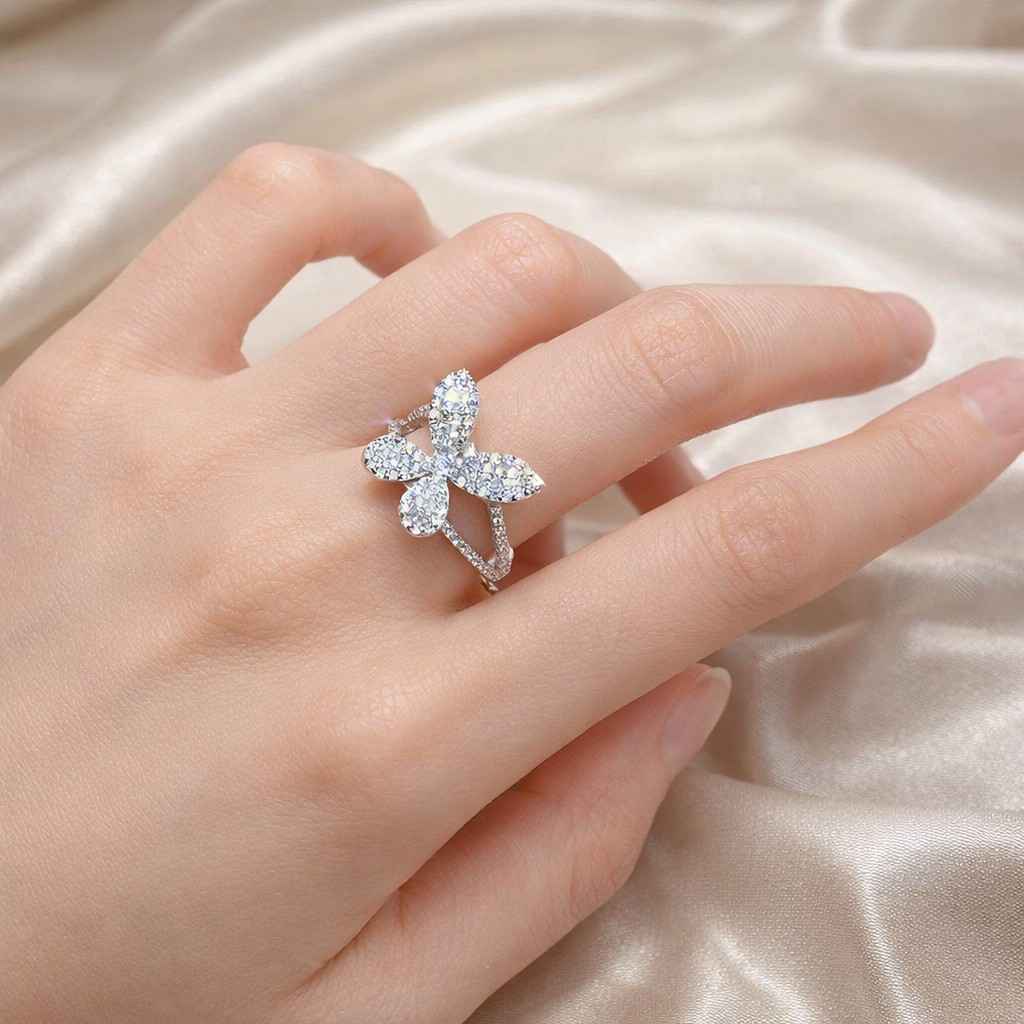 Round Lab Grown Diamond Butterlfy Ring Wedding Ring