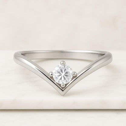 Round Lab Grown Diamond Curved Ring Sustainable Wedding Band for Women Lab Create Diamond Band Ring Anniversary Gift for Wife Chevron Ring