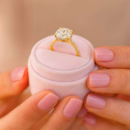 Round Lab Grown Diamond Ring Halo Engagement Ring