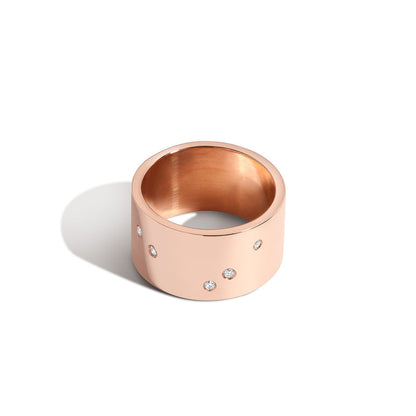 Round_Moissanite_Diamond_Flush_Set_Band