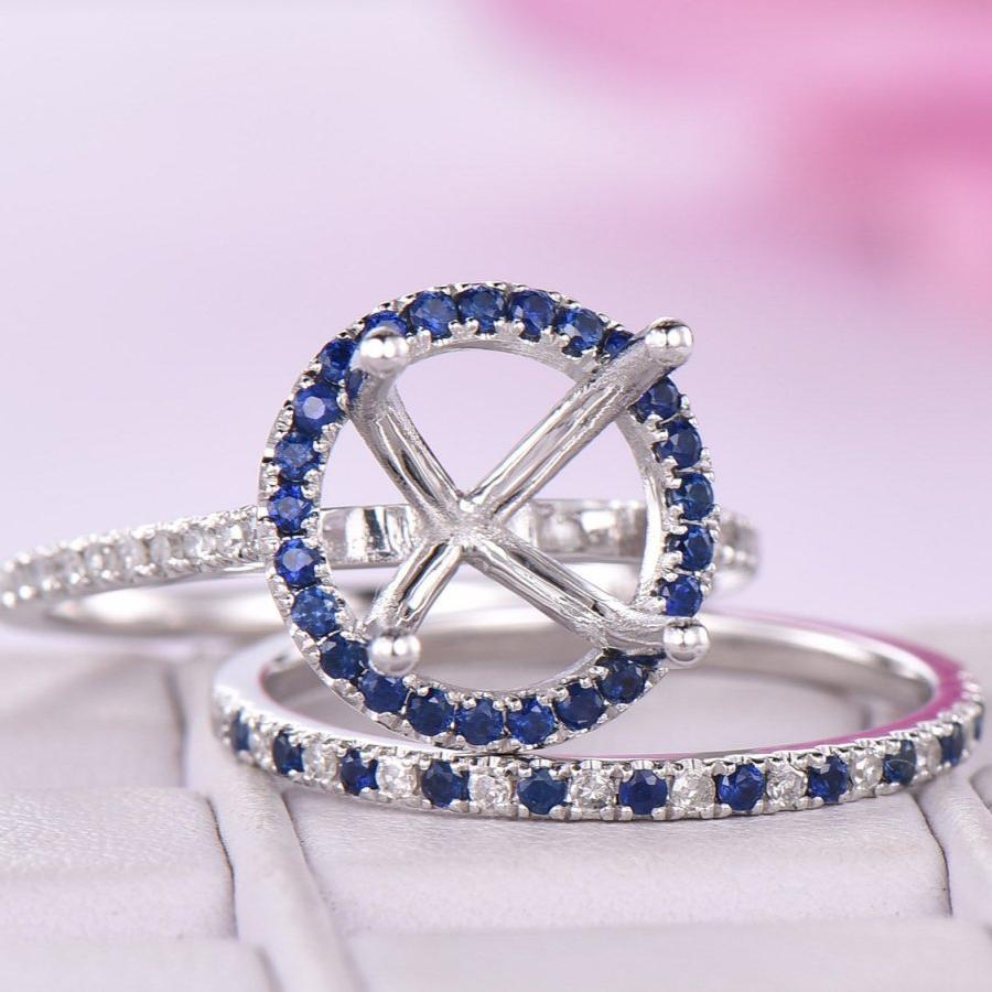 Round Shaped Semi Mount Wedding Ring