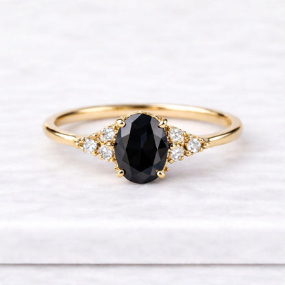 Round Side Stones Ring