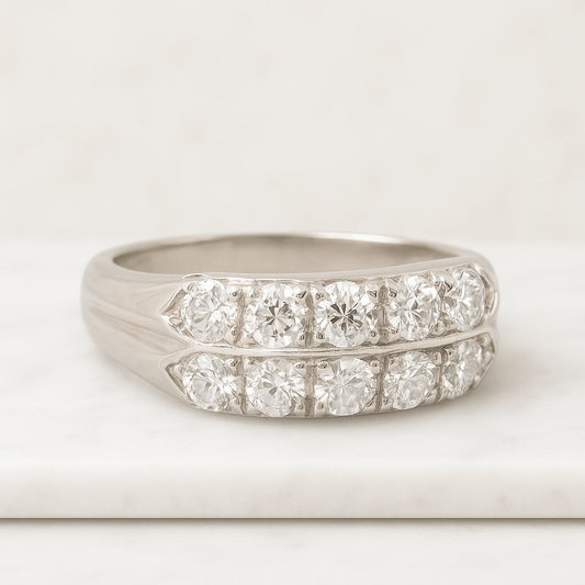 Round and Baguette Cut Moissanite Diamond Curved Style Ring