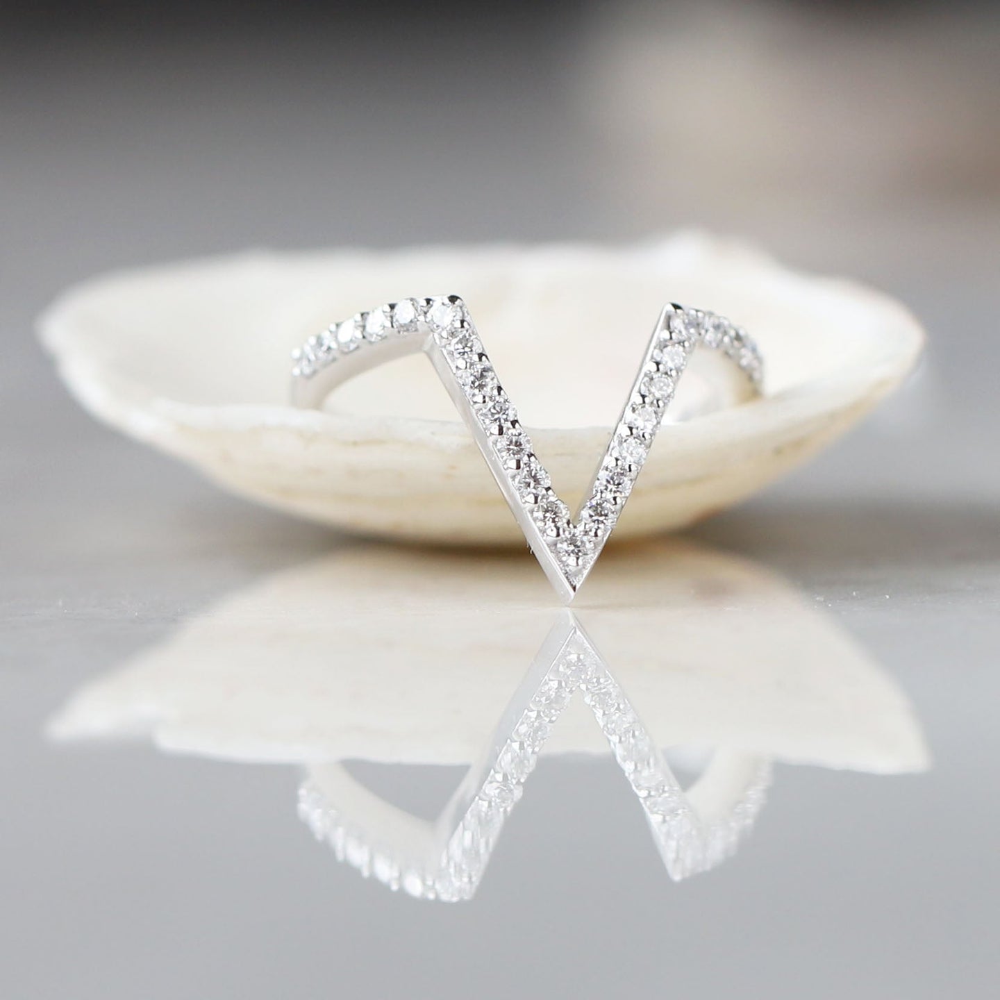 Solid Gold Deep Chevron Ring, Round Cut Diamond 