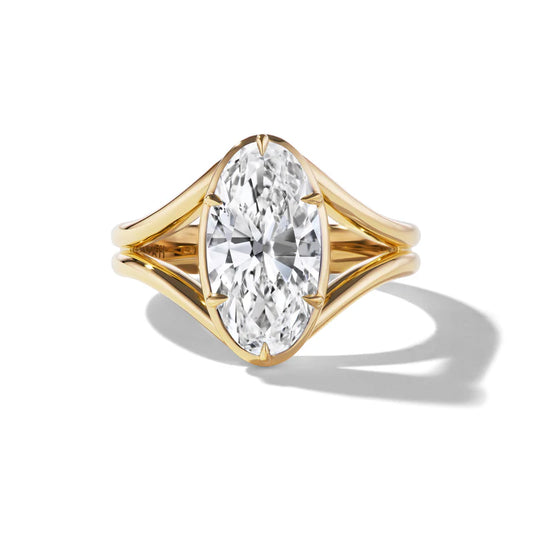 Solid_Gold_Oval_Cut_Lab_Grown_Engagement_Ring