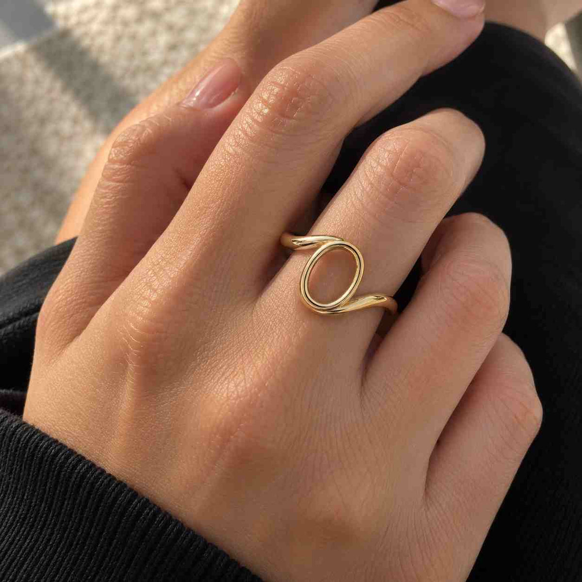 split shank round cut diamond semi mount engagement ring, 14k yellow gold solitaire semi mount ring, statement double band mounting
