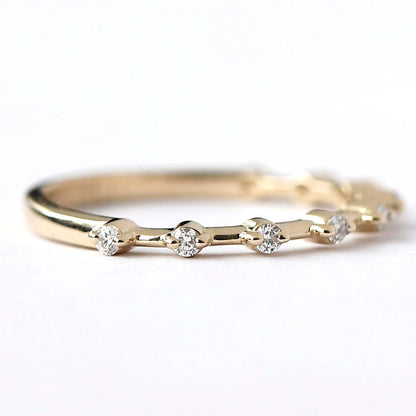 Thin Distance Stacking Band