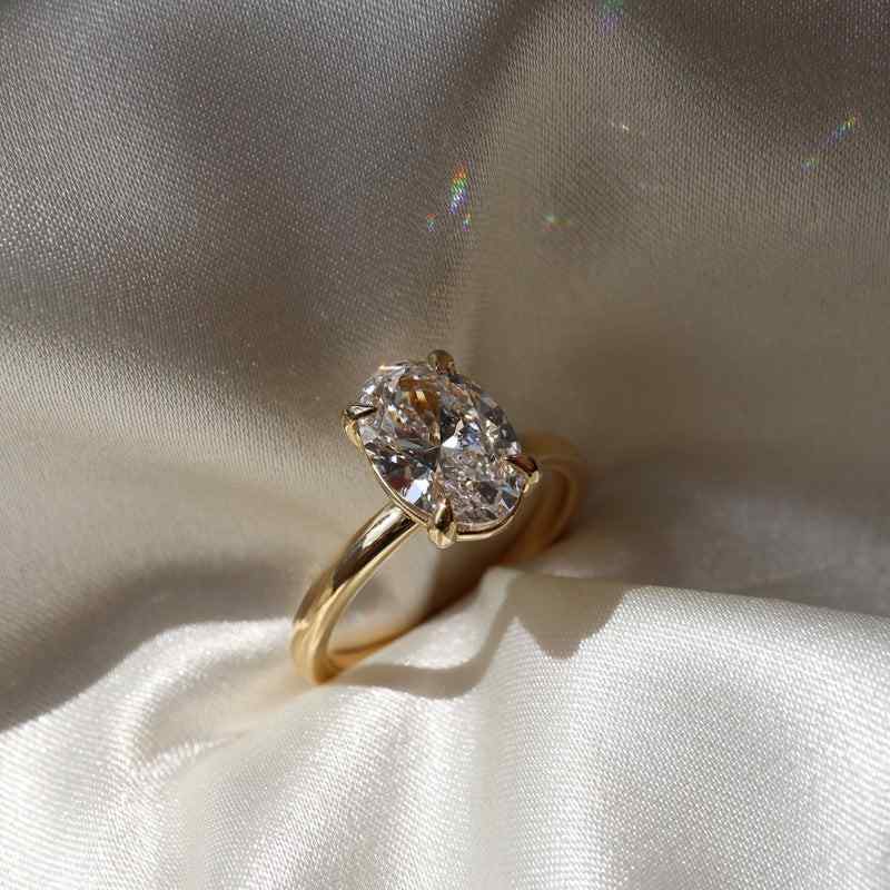 Three Stone Oval Cut Moissanite Engagement Ring, 14K18K Solid Gold With Pear Side Stone, 2.50 CT Oval Diamond Ring, 3 Stone Wedding Gift