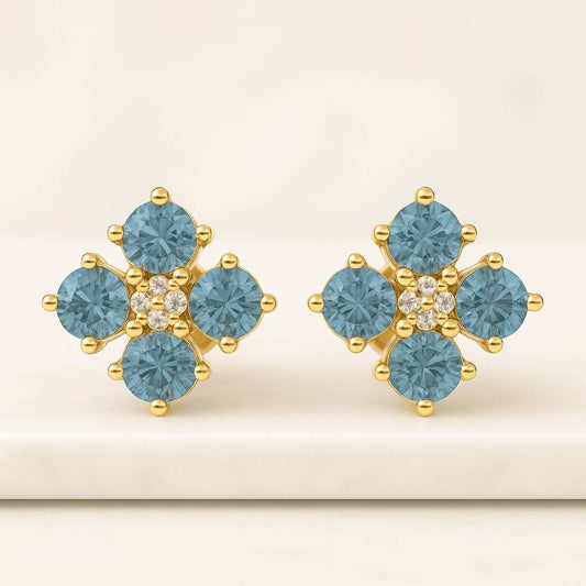 Tiny Star stud earrings Dainty stud earrings