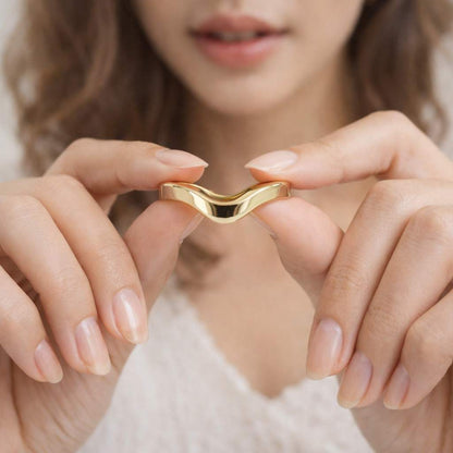 Unique Moissanite Curved Wedding Band, Solid Gold Round Cut Stacking Ring, Personalized Matching Eve Ring for Women, Minimalist Jewelry
