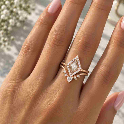 Unique Salt and Pepper Diamond Engagement Ring Kite Cut Ring Set Rose Gold Bridal Set Baguette Wedding band Stacking Ring Wedding Ring set