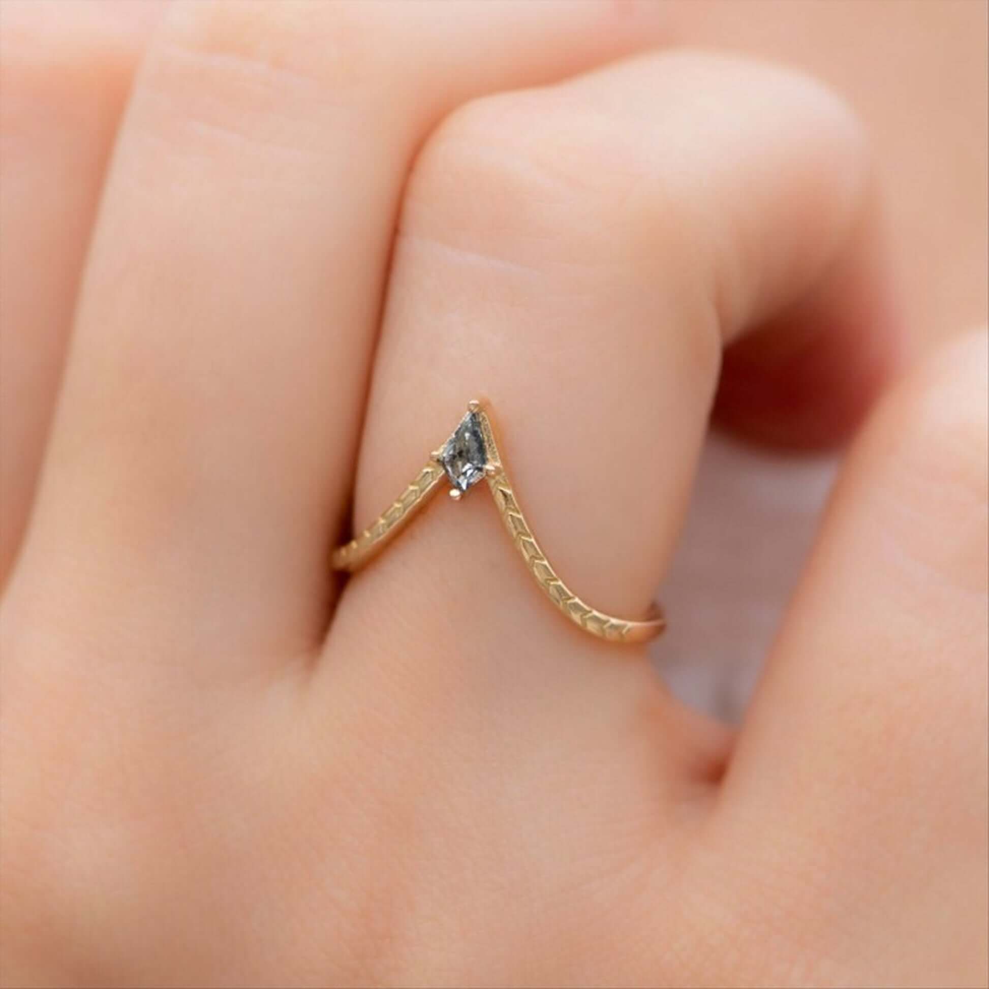  V Shaped Diamond Ring