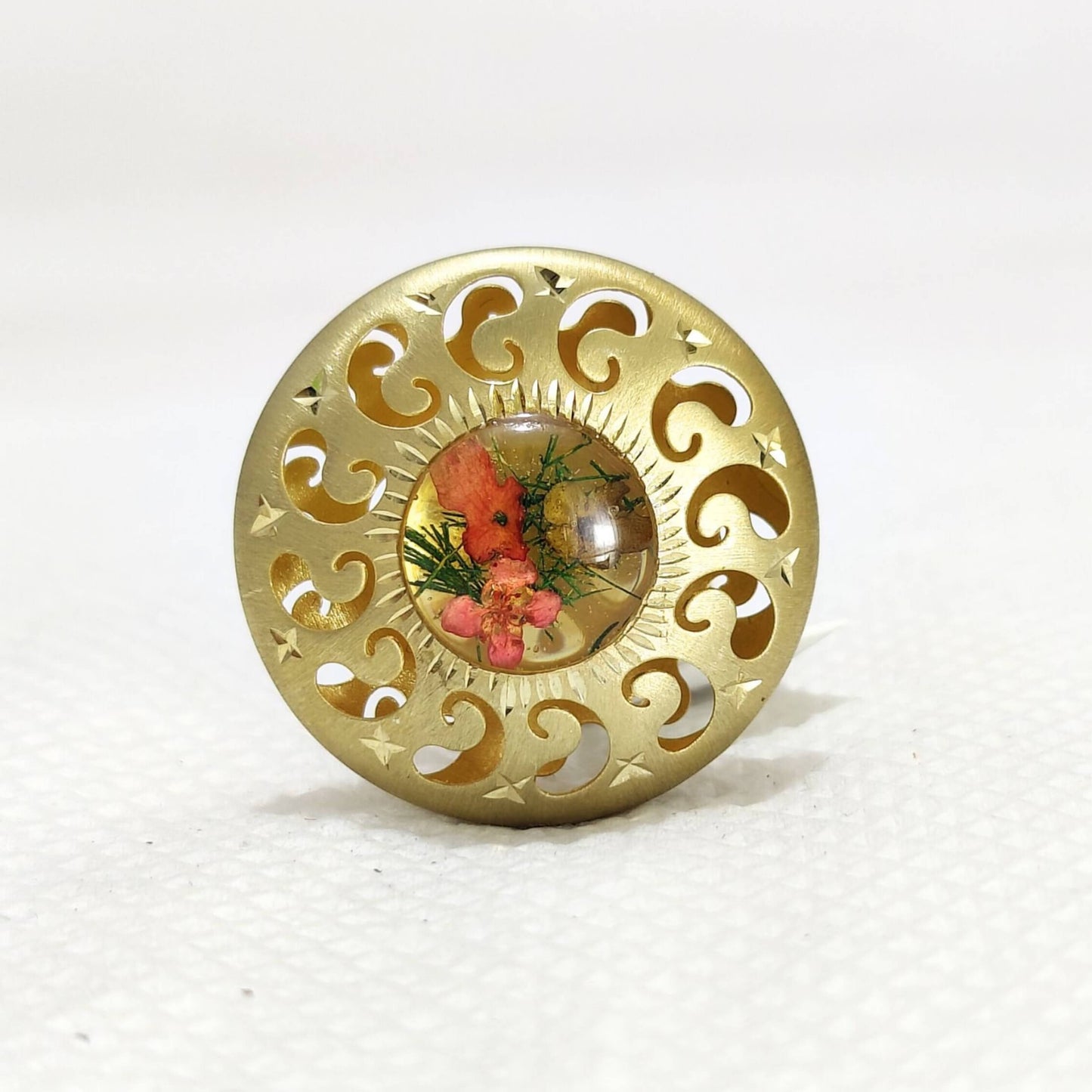 Vintage 1970's Real Flower Ring