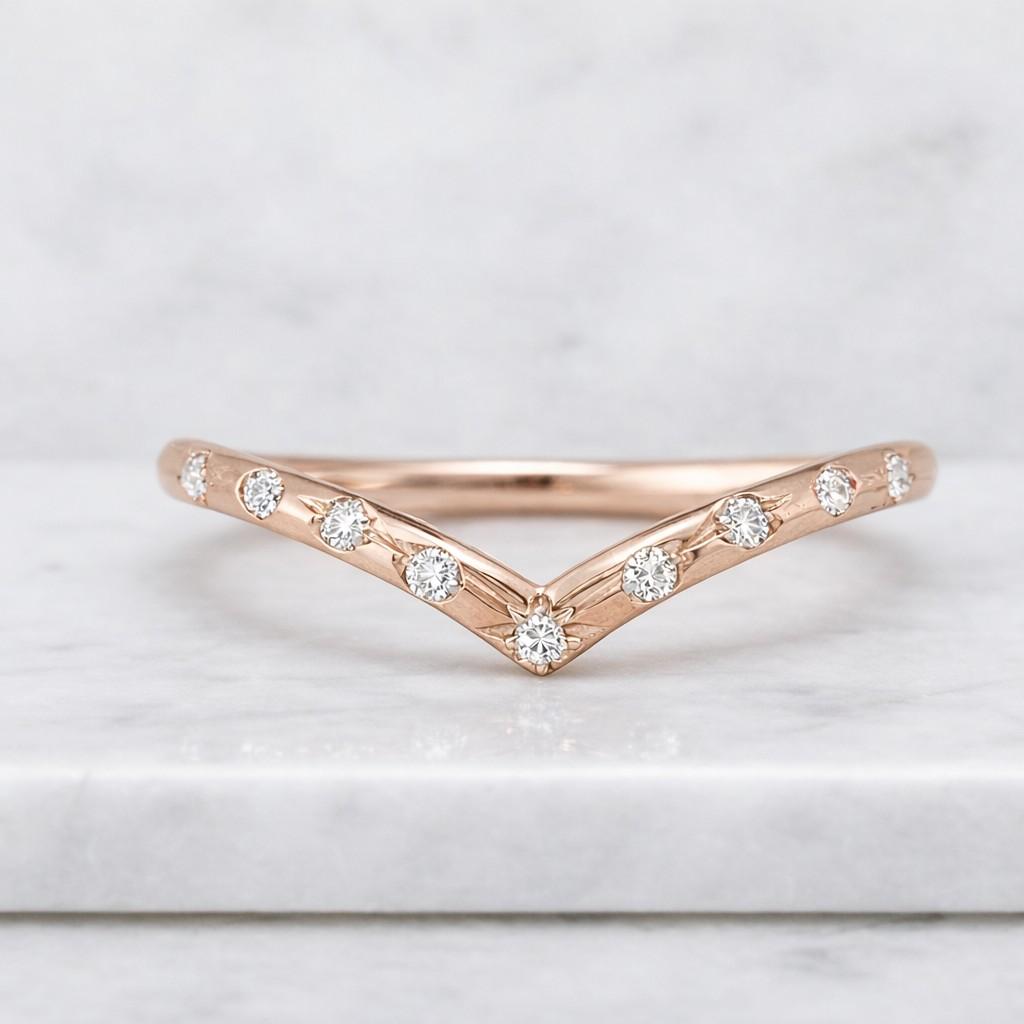 Vintage Diamond Curved Band Engagement Ring