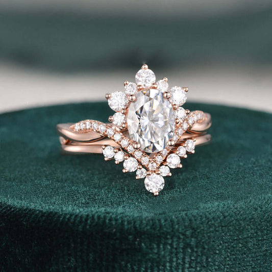 Vintage Moissanite Engagement Ring Set