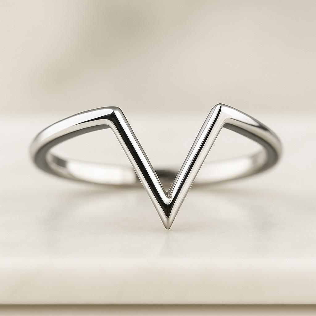 Vintage Yellow gold Chevron Wedding band Stacking band