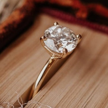 Yellow Gold Round Cut Lab Diamond
Solitaire Ring