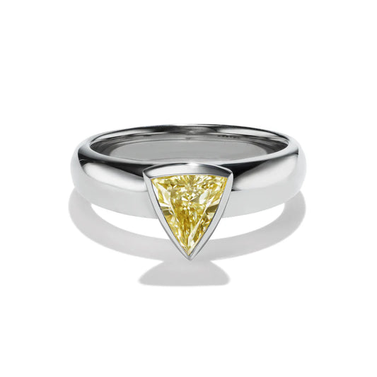 Yellow_Trilion_Cut_HPHT_Diamond_Ring
