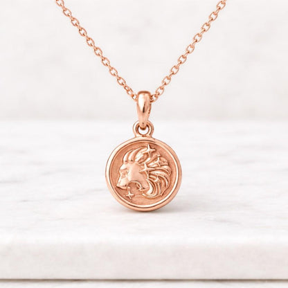 astrology-leo-pendant-necklace-silver-medallion-close-shot