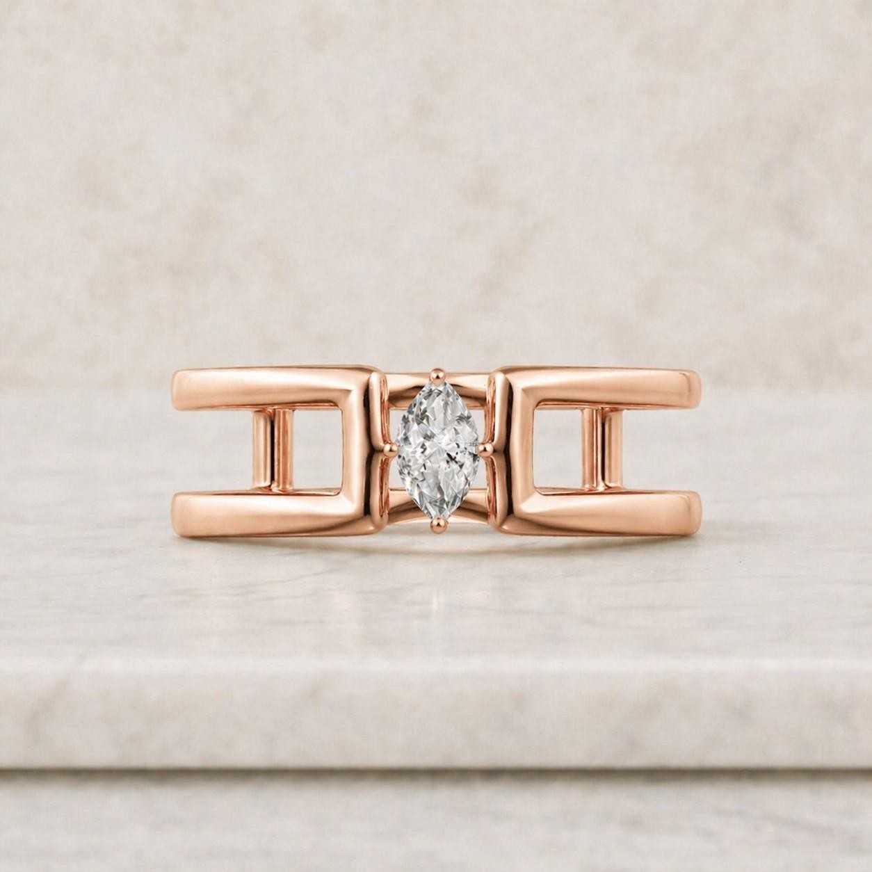 bold jewelry upscale ring geometric jewelry modern accessory daily jewelry classy jewelry chic accessory simple luxury ring refined jewelry smooth band ring