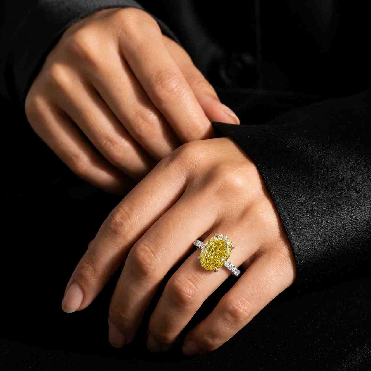 bridal jewelry luxury jewelry fine ring women jewelry elegant jewelry classic jewelry modern ring timeless ring statement jewelry custom jewelry