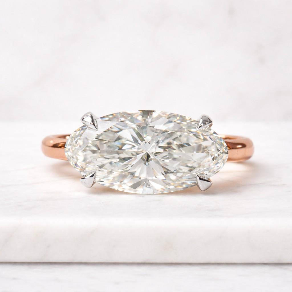 center stone ring sparkly ring shiny ring fashion ring proposal ring wedding ring bridal jewelry ring gift ring jewelry gift ring anniversary ring special ring daily ring signature ring luxury jewelry ring