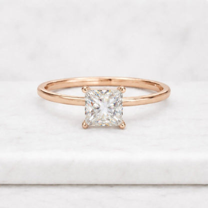 2Ct princess Cut Moissanite proposal, Engagement Ring in Sterling silver S925

