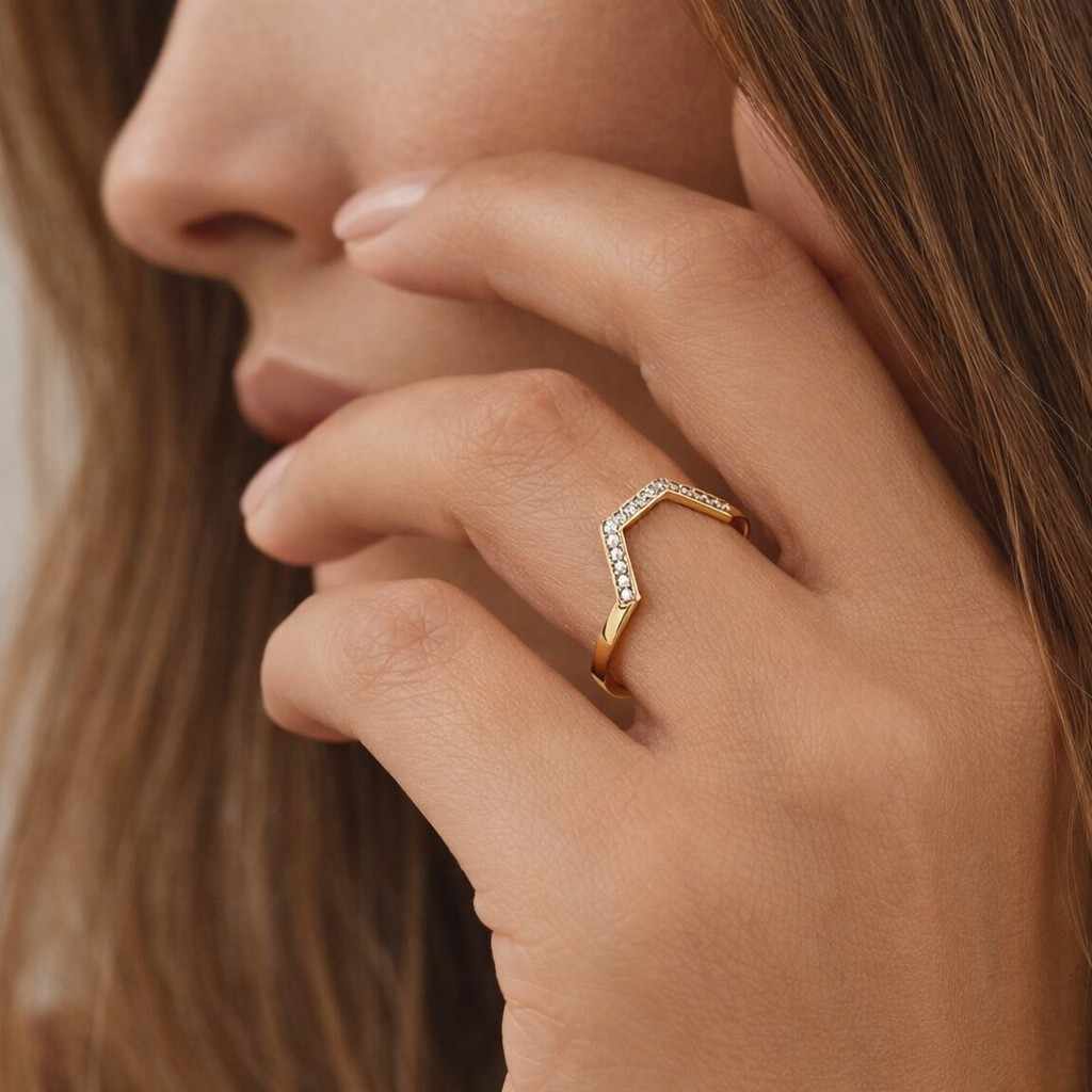 14K White Gold Curved Diamond Wedding Band, Chevron V Shaped Stackable Ring, Pavé Wedding Band, Minimalist Bridal Ring