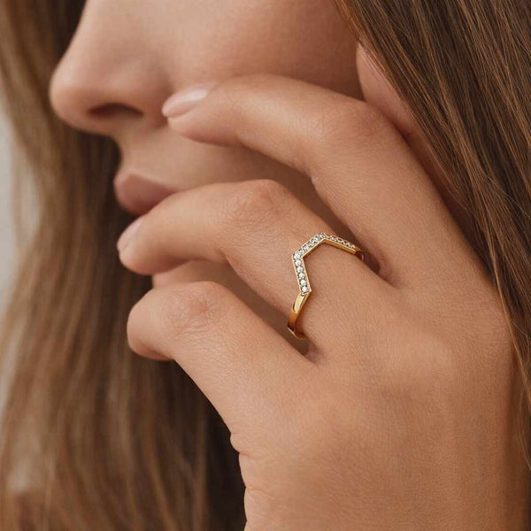 14K White Gold Curved Diamond Wedding Band, Chevron V Shaped Stackable Ring, Pavé Wedding Band, Minimalist Bridal Ring