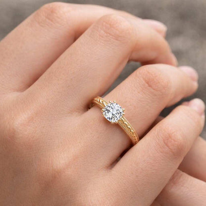 Vintage Round Portuguese Cut Moissanite Engagement Ring Tapered Band Antique Engraved Pattern Wedding Ring Gold Lotus Set Promise Rings
