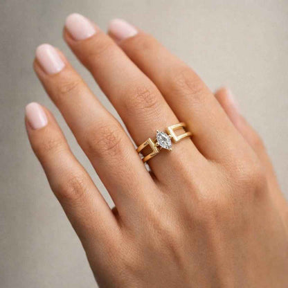 fashion ring elegant ring designer ring handmade ring artisan ring custom ring bridal ring daily ring trendy ring chic ring classy ring refined ring clean ring sculptural ring comfort fit ring open band ring split ring