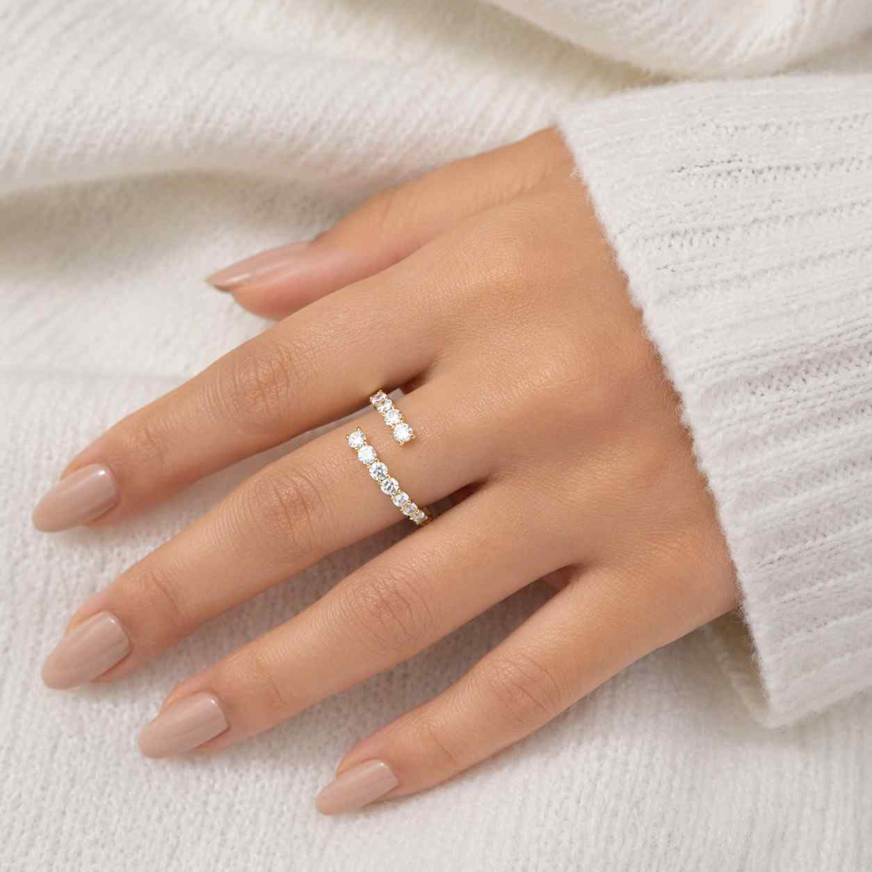 feminine ring elegant jewelry luxury ring designer jewelry contemporary ring modern jewelry fine ring delicate jewelry