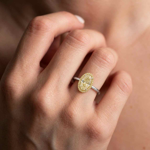 Oval Cut Yellow Diamond Engagement Ring | 