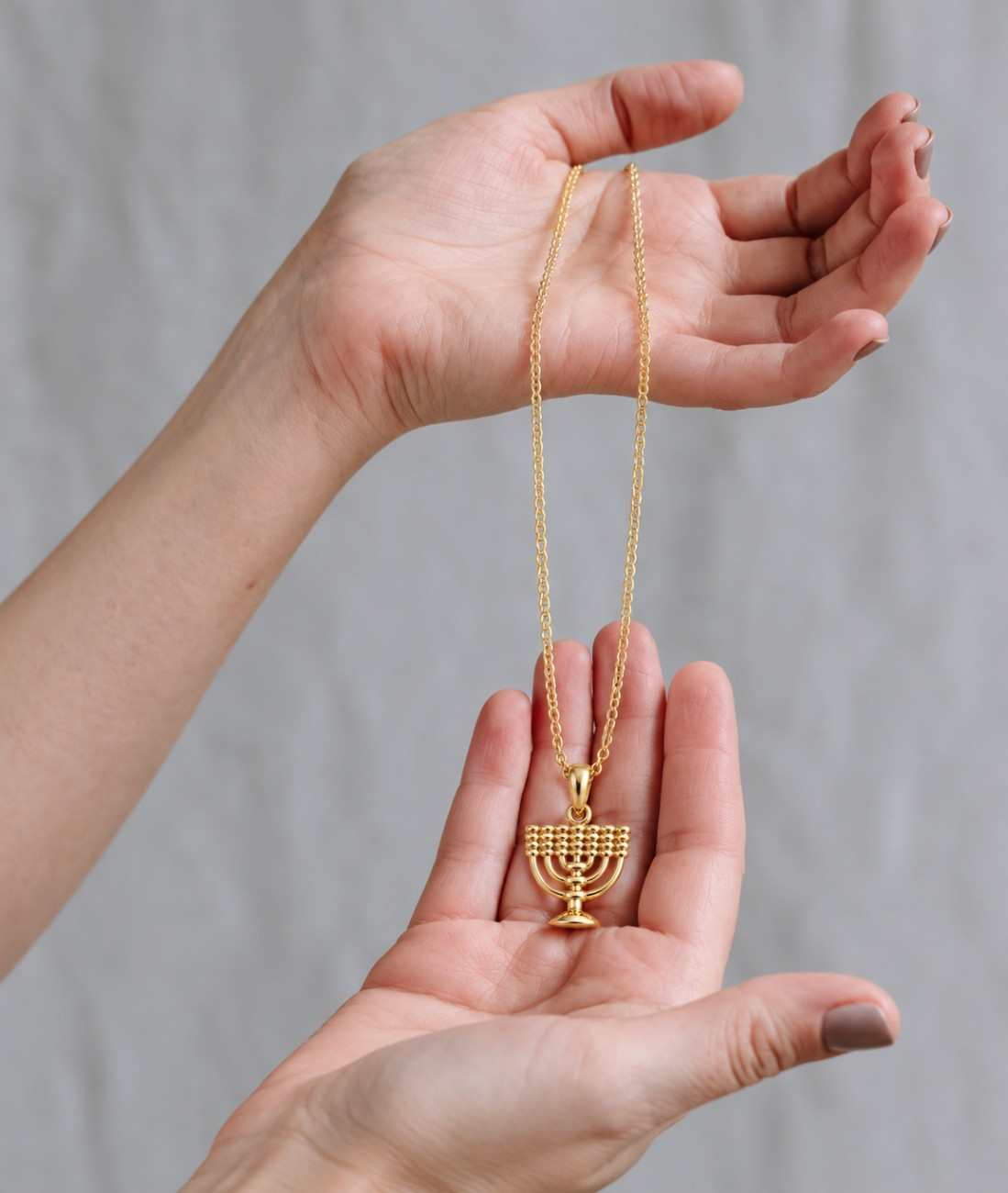 14k gold jerusalem menorah pendant necklace