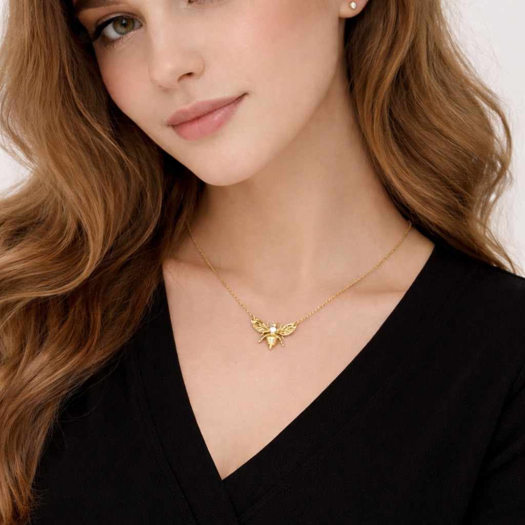 14K Gold Bee Necklace, Handmade Jewelry, Solid Gold Bee Necklace, Gift For Mom, Minimalist Jewelry, Bee Jewelry, Fine Jewelry, Mama Necklace

