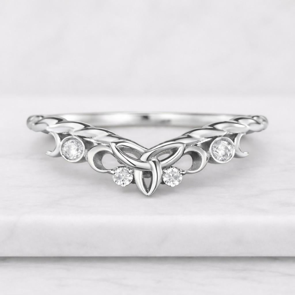 Vintage Moissanite Floral curved wedding band Unique White gold Diamond Filigree wedding band Dainty Promise Marriage Anniversary Leaf ring