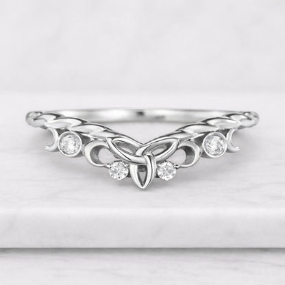 Vintage Moissanite Floral curved wedding band Unique White gold Diamond Filigree wedding band Dainty Promise Marriage Anniversary Leaf ring
